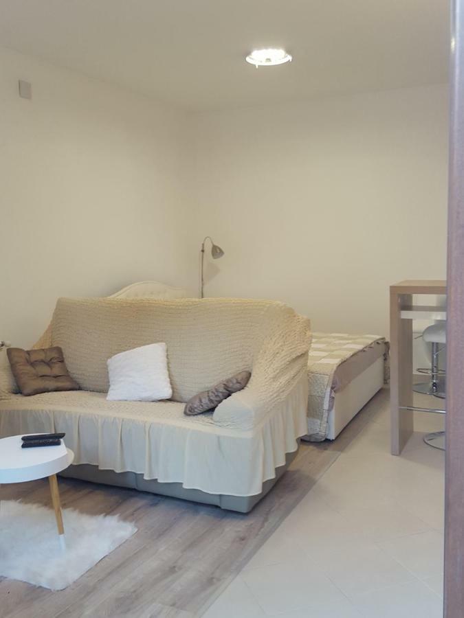Studio Apartman D&D 班约勒 外观 照片